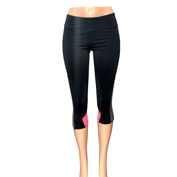 CCC Capri Length Pink Black High Waist Athletic Yoga Pants Size Medium - Picture 1 of 6
